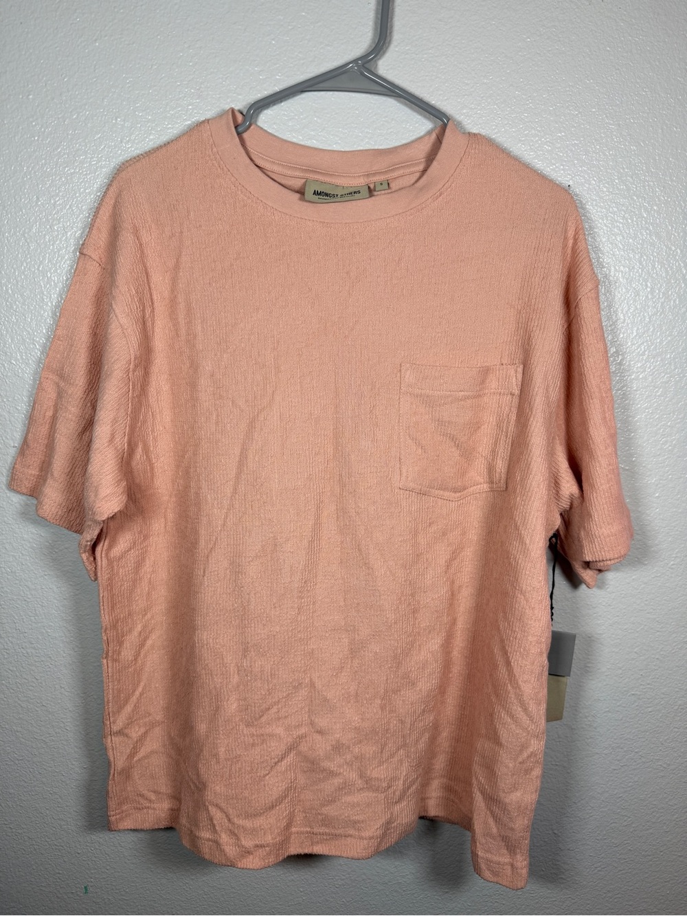 Amongst Others Pink Textured Drop Shoulder Boxy Pocket Tee Shirt Mens S NWT